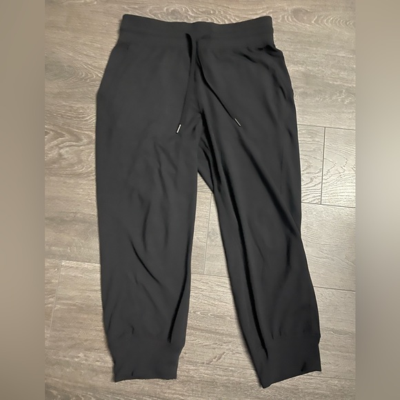 Lululemon Ready to Rulu High-Rise Cropped Jogger - Picture 3 of 6